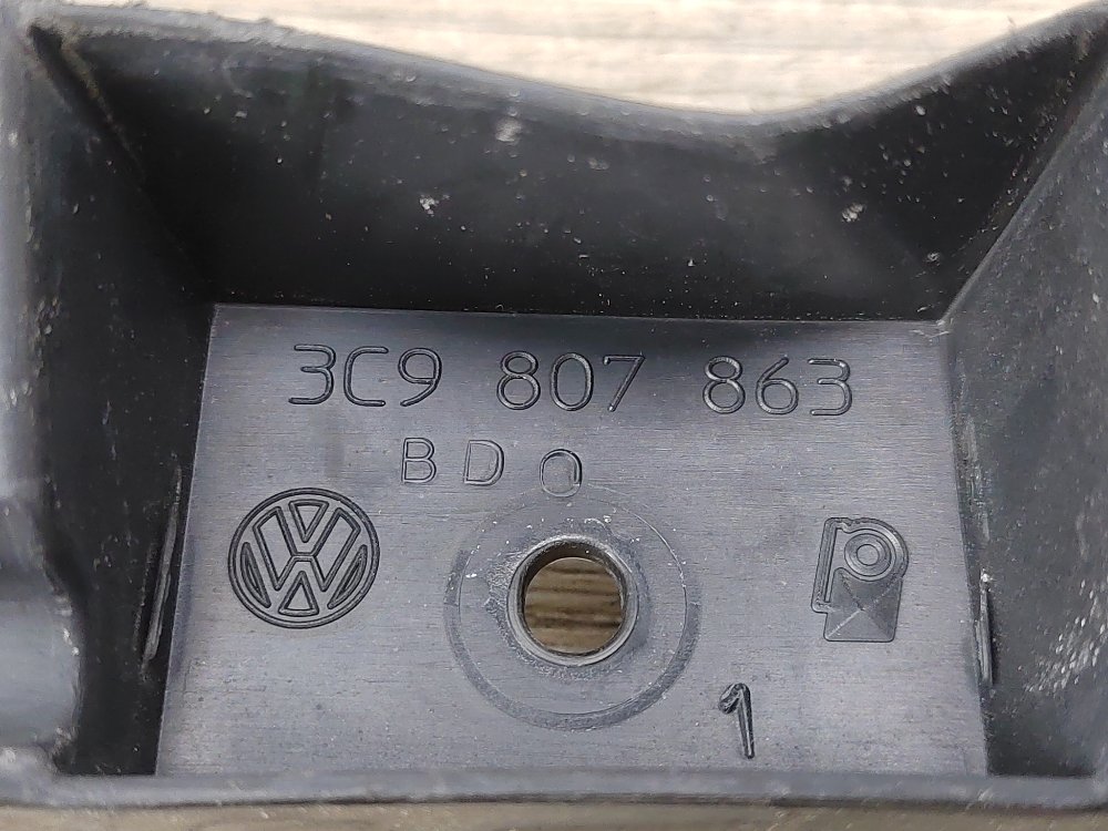 Кронштейн бампера центральный, 700 рублей, Москва