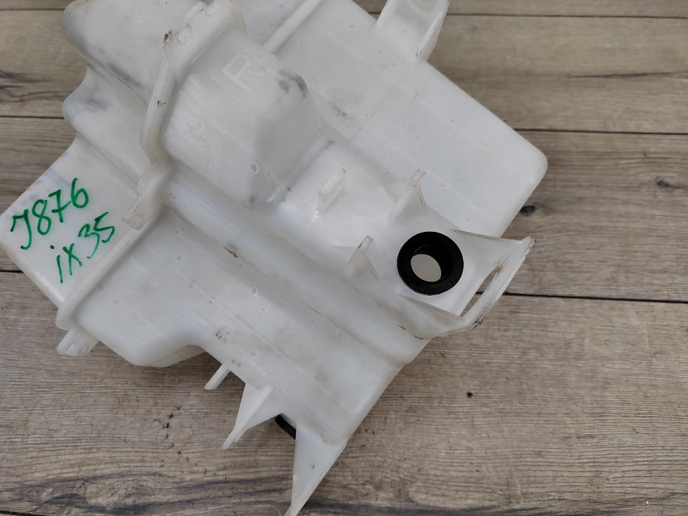 Бачок омывателя, 3000 рублей, Москва