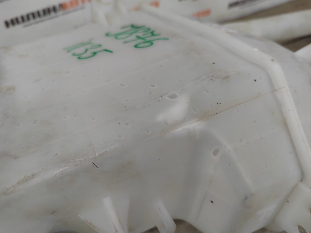 Бачок омывателя, 3000 рублей, Москва