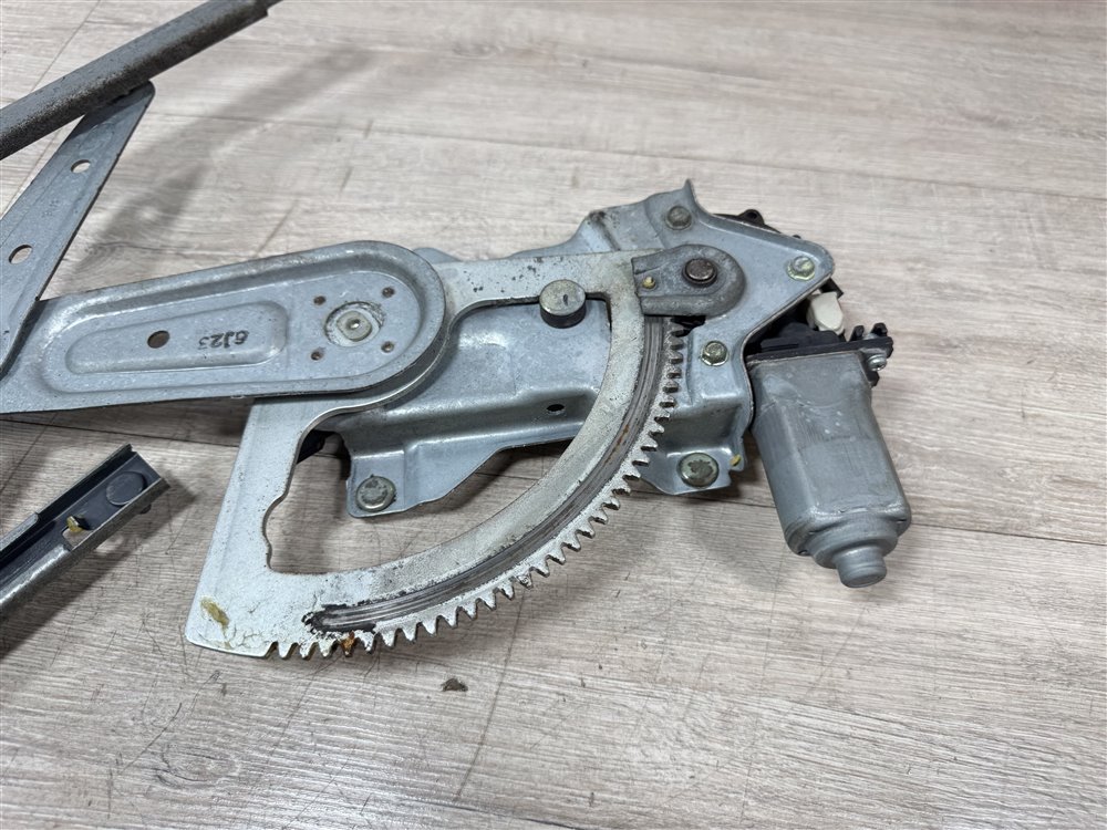 Стеклоподъемник, 750 рублей, Севастополь