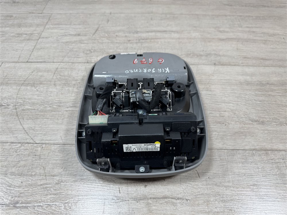 Плафон салона, 1500 рублей, Севастополь