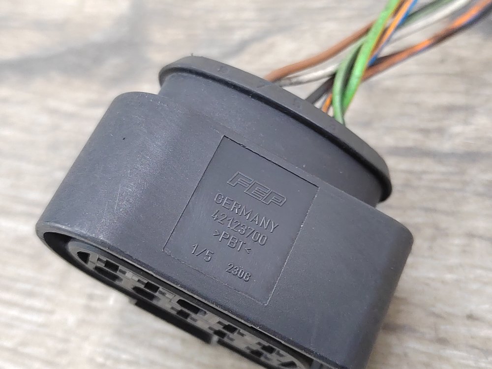 Фишка фары, 600 рублей, Москва