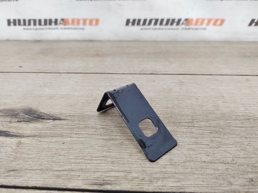 Кронштейн крыла, 250 рублей, Москва