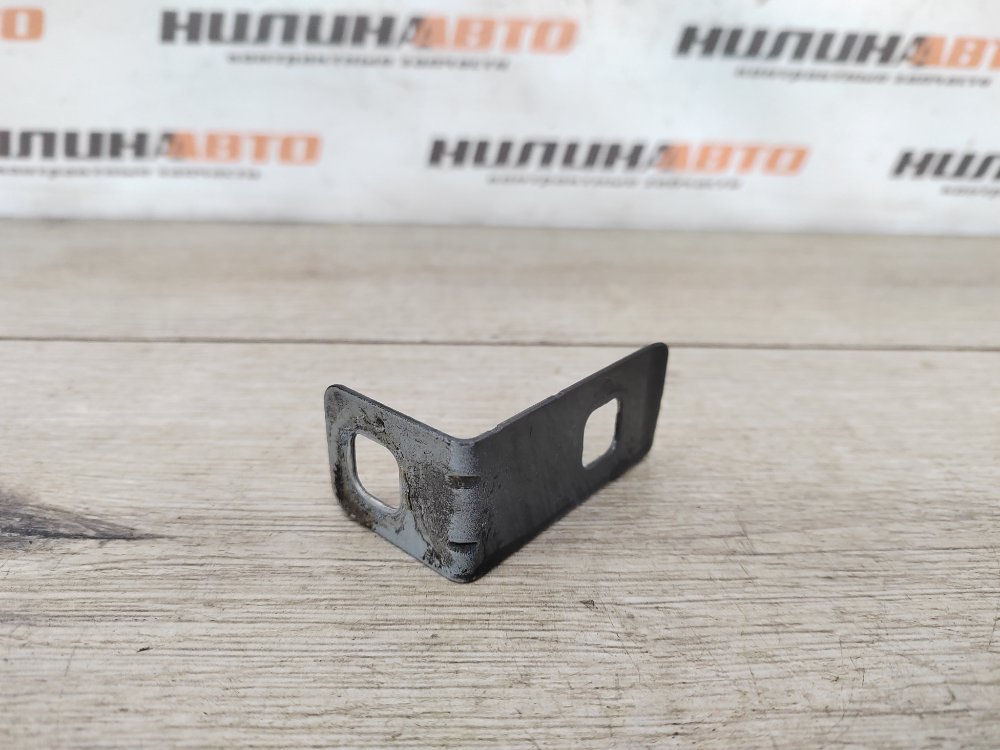 Кронштейн крыла, 250 рублей, Москва