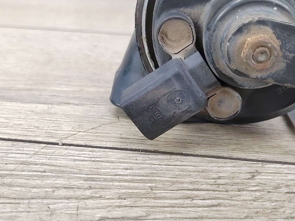 Звуковой сигнал, 2500 рублей, Москва