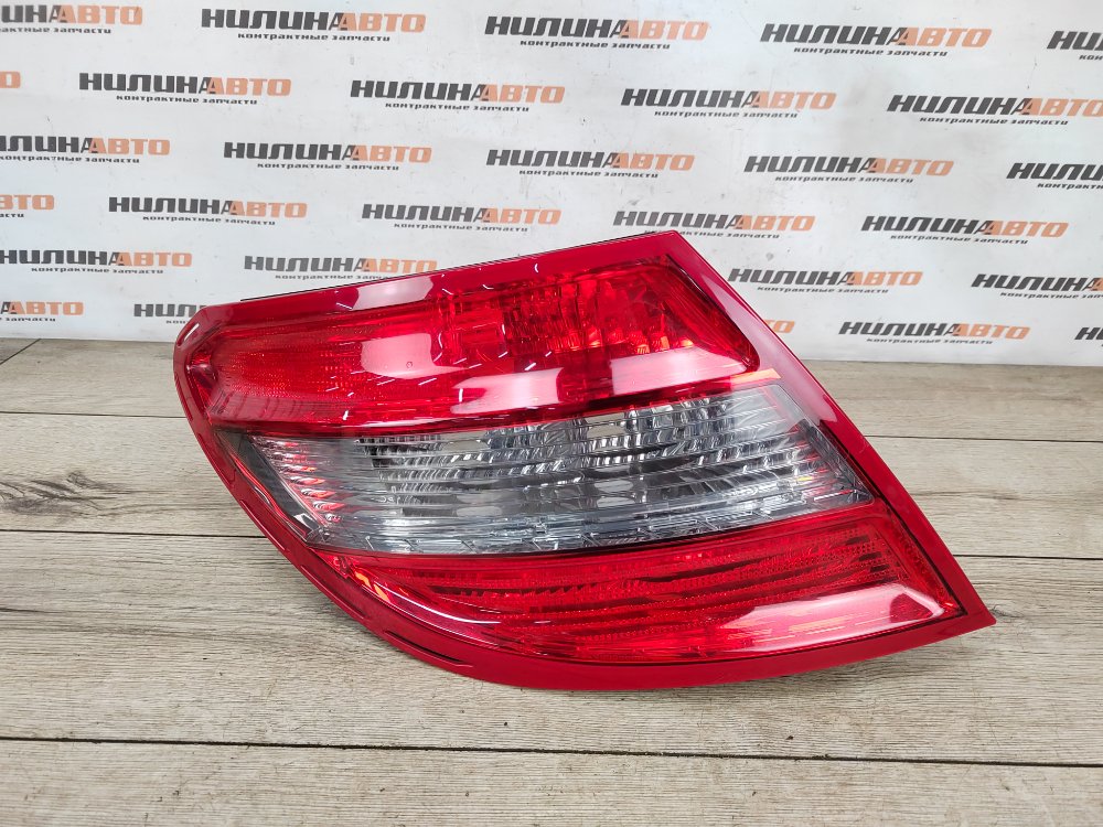 Фонарь в крыло, 2800 рублей, Москва