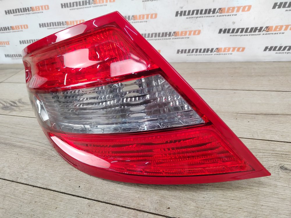 Фонарь в крыло, 2800 рублей, Москва