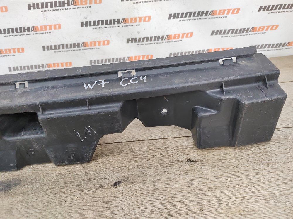 Кронштейн бампера центральный, 700 рублей, Москва