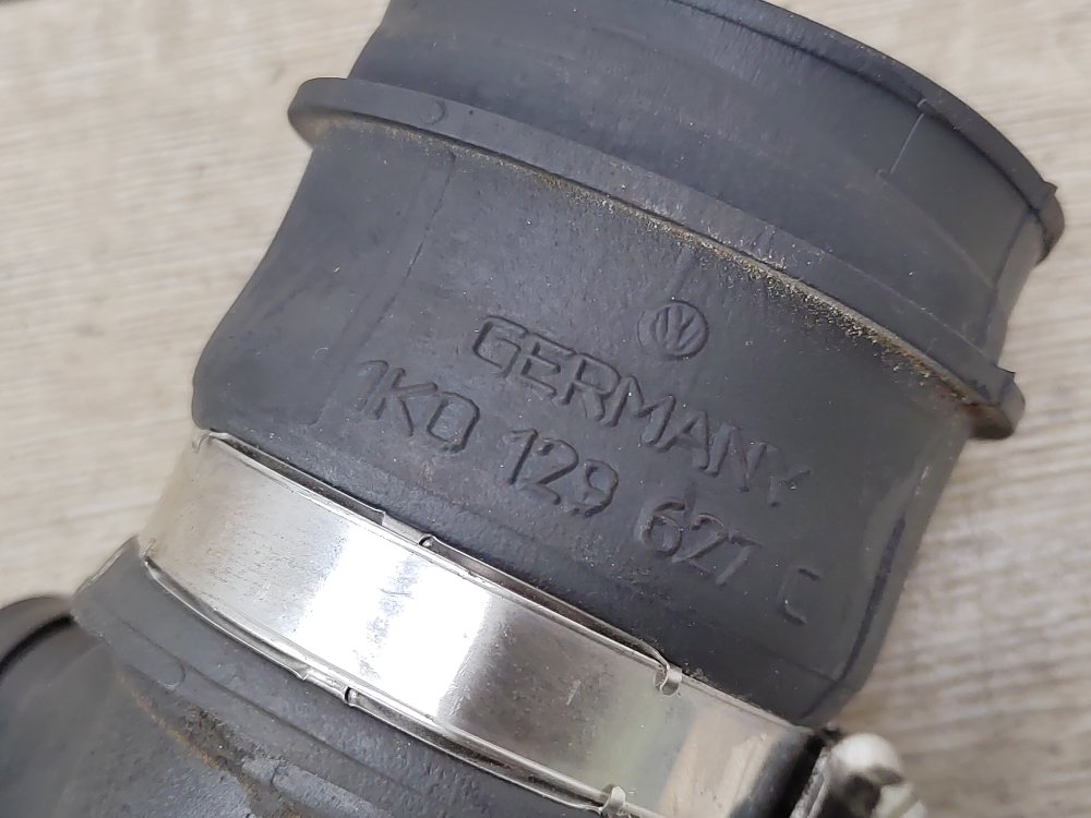 Патрубок воздушного фильтра, 700 рублей, Москва