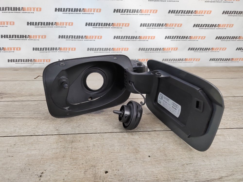 Лючок топливного бака, 900 рублей, Москва