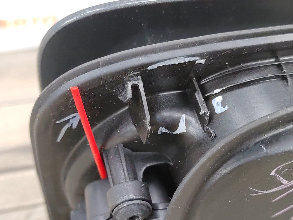 Лючок топливного бака, 900 рублей, Москва