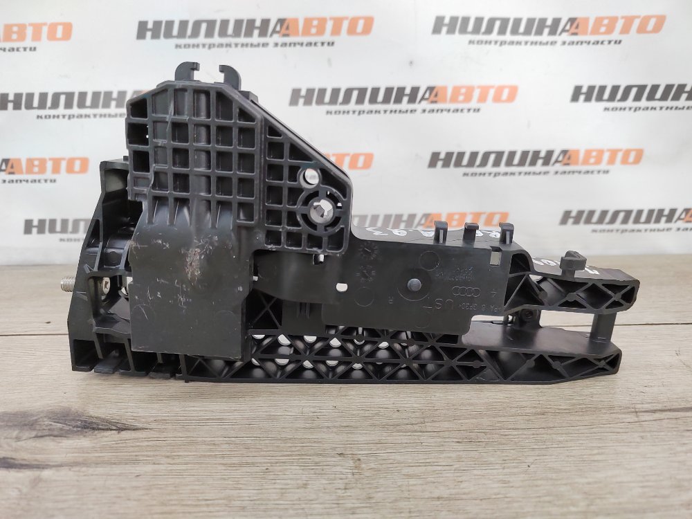 Кронштейн ручки двери, 600 рублей, Москва