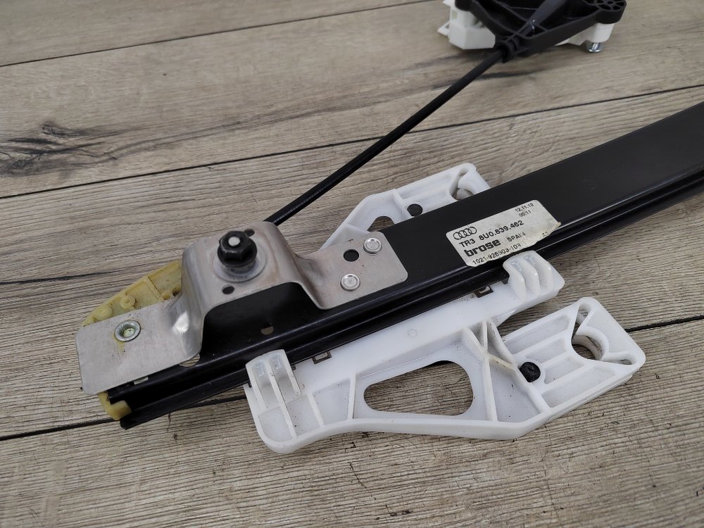 Стеклоподъемник, 1250 рублей, Москва