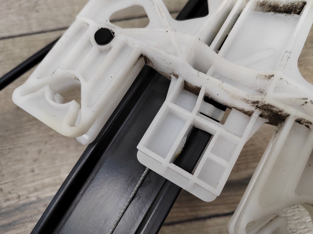 Стеклоподъемник, 1250 рублей, Москва