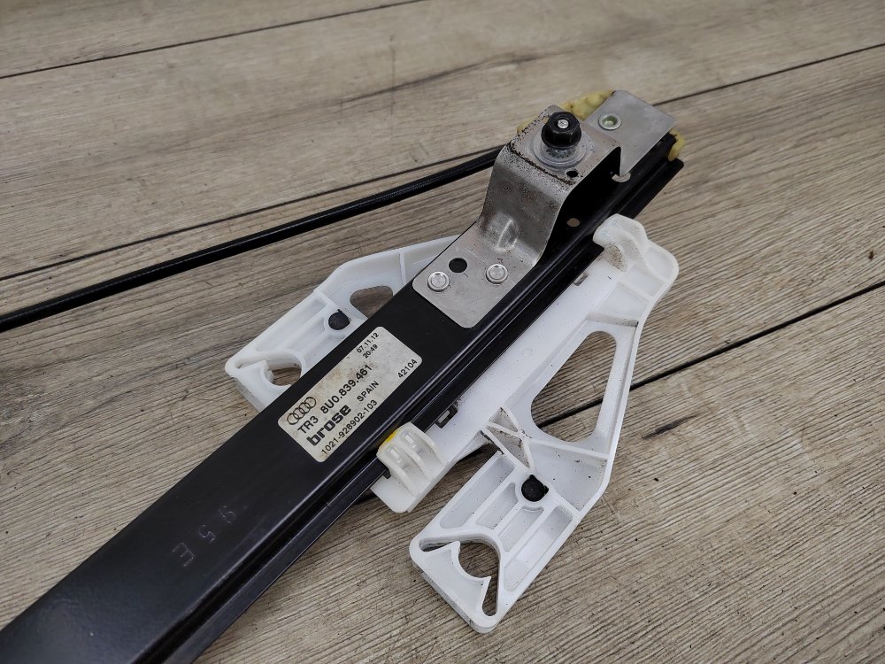 Стеклоподъемник, 1250 рублей, Москва