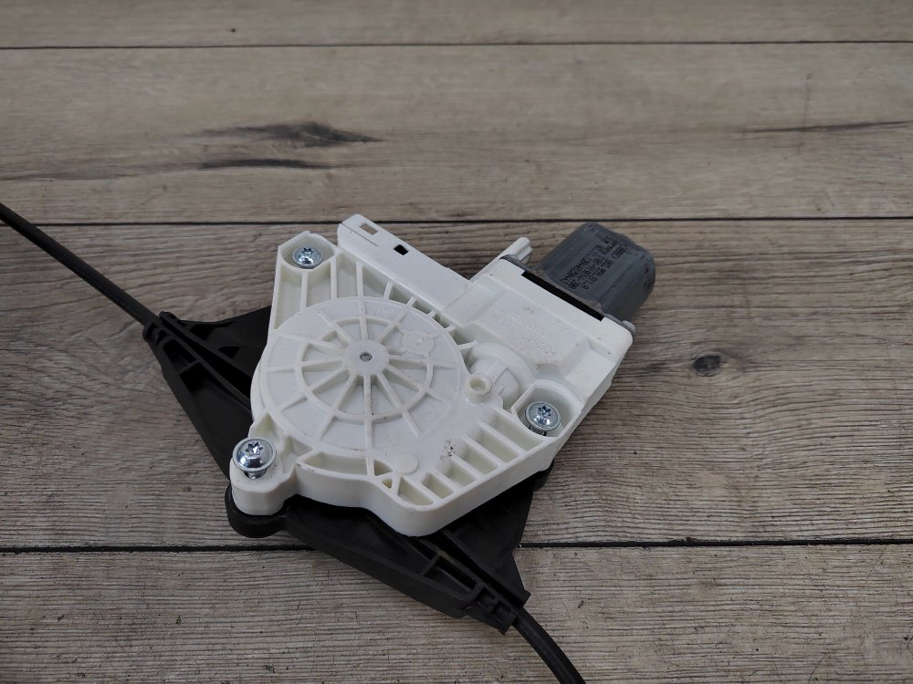 Стеклоподъемник, 1250 рублей, Москва