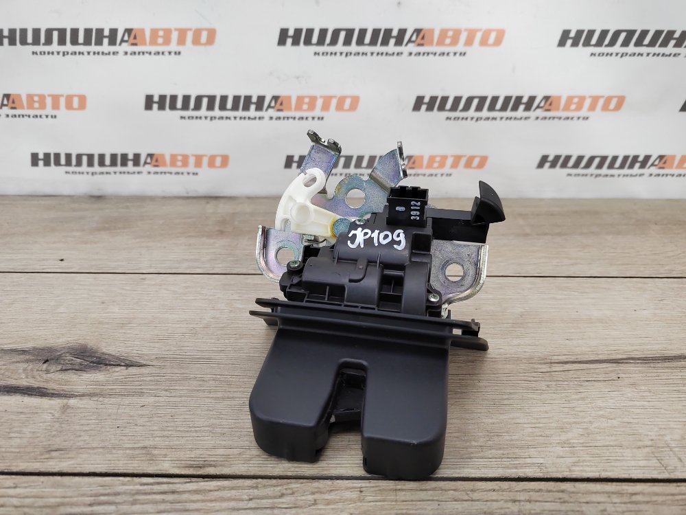 Замок крышки багажника, 1200 рублей, Москва