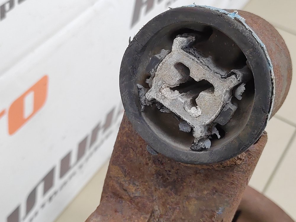 Балка подвески, 10000 рублей, Москва