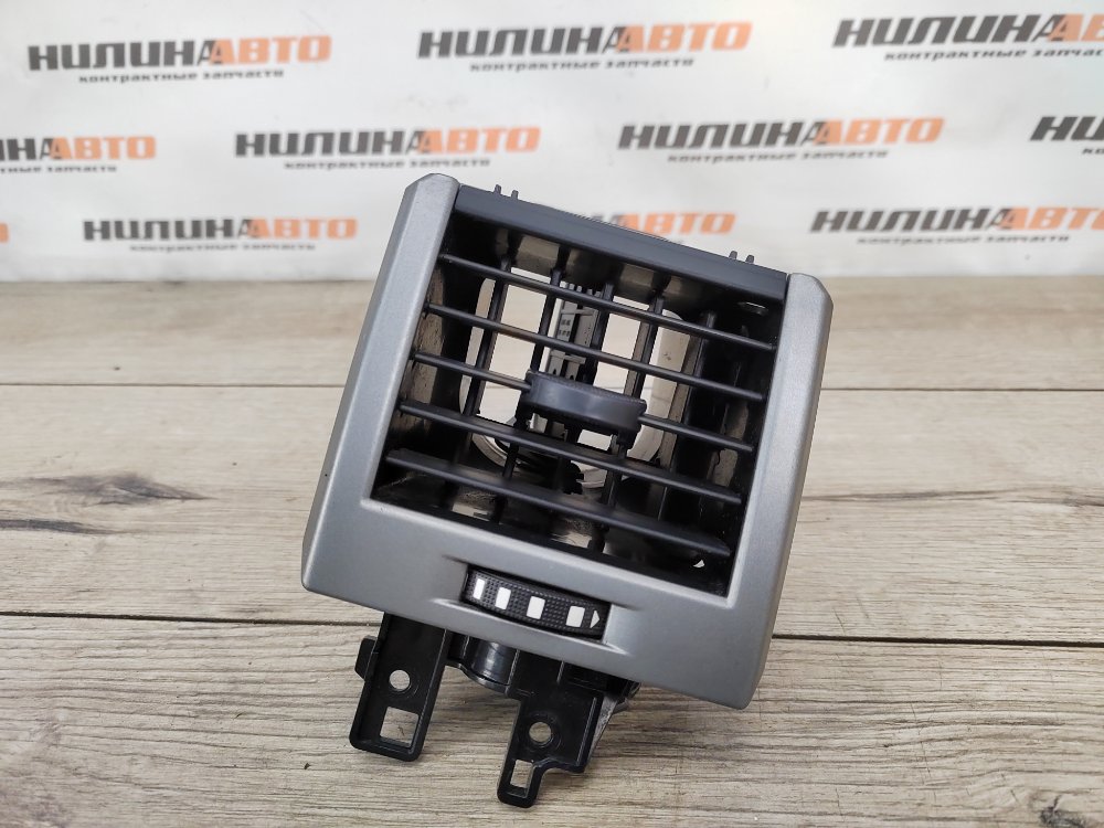 Дефлектор в торпедо, 400 рублей, Москва