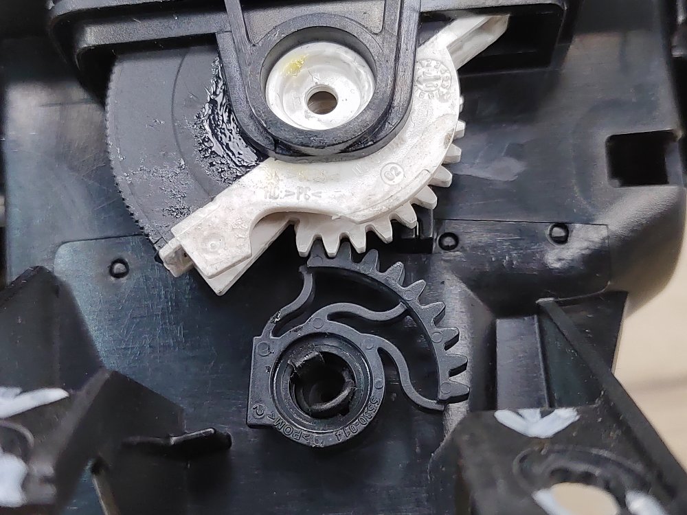 Дефлектор в торпедо, 400 рублей, Москва