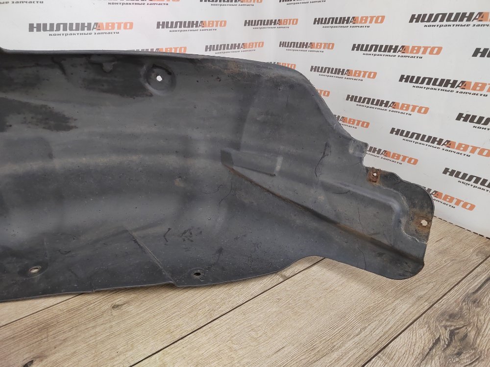 Подкрылок, 500 рублей, Москва