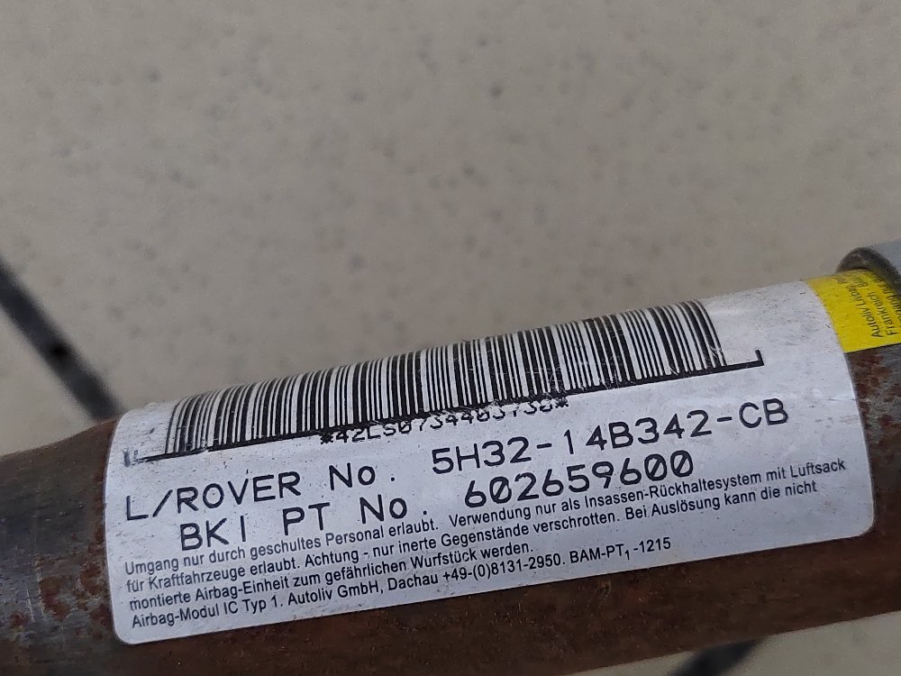 Подушка безопасности боковая, 1900 рублей, Москва