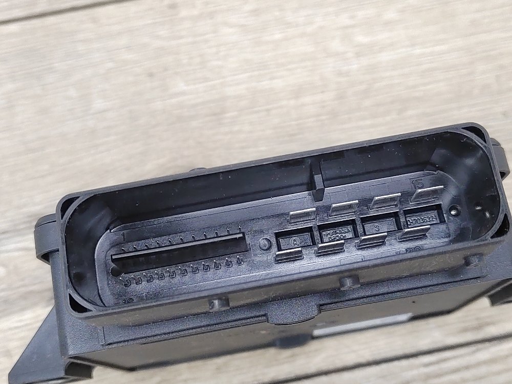 Блок управления стояночного тормоза, 500 рублей, Москва