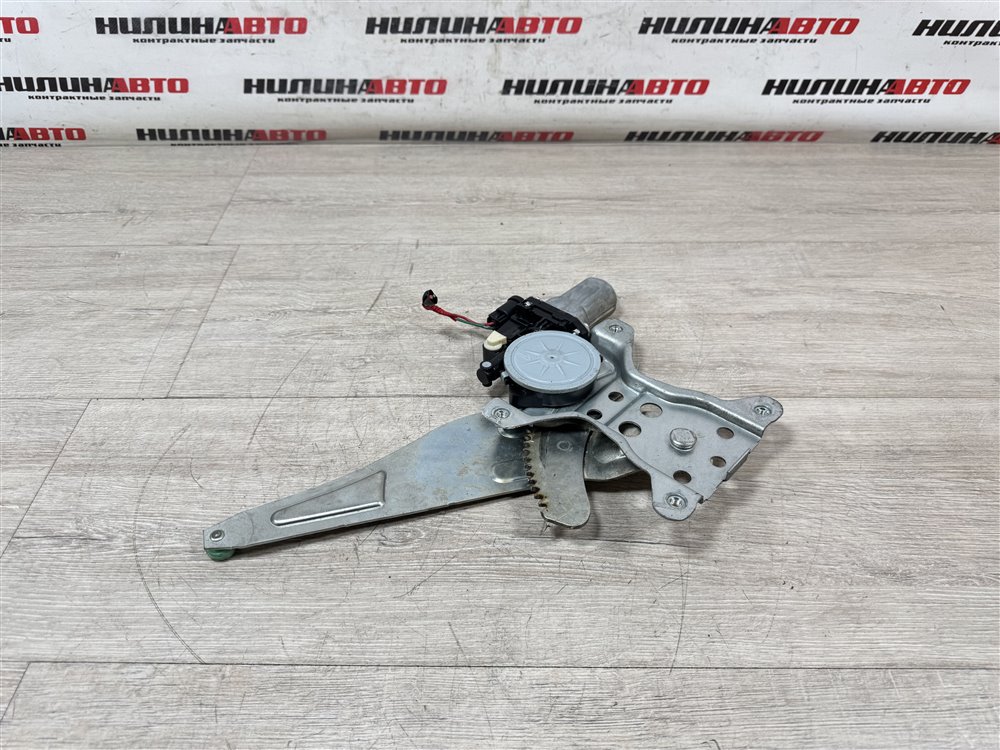 Стеклоподъемник, 1000 рублей, Севастополь