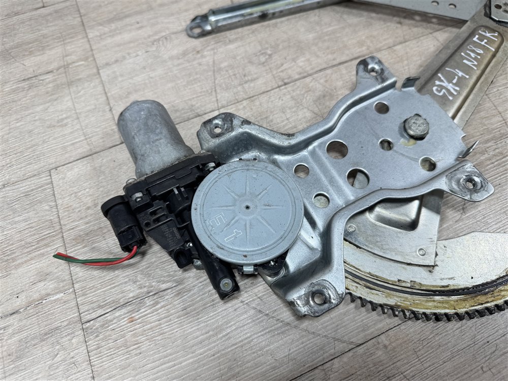 Стеклоподъемник, 1300 рублей, Севастополь