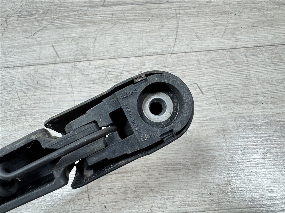 Поводок стеклоочистителя, 1000 рублей, Севастополь