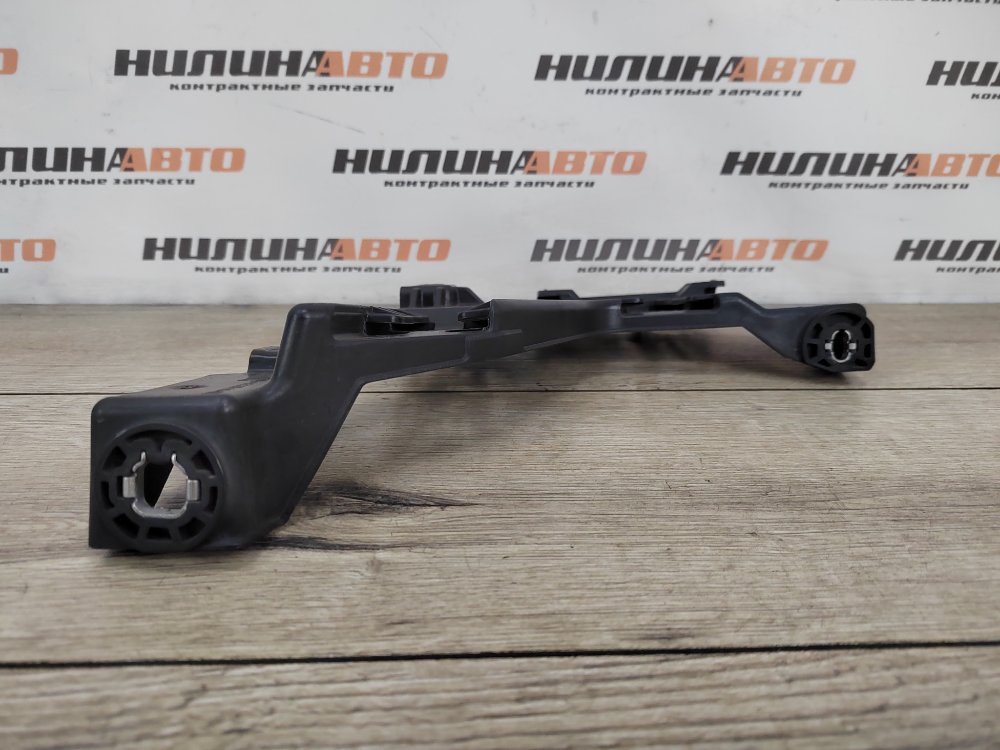 Кронштейн фары, 2000 рублей, Москва