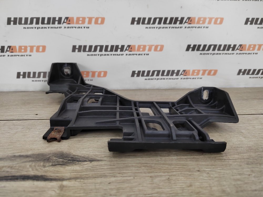 Кронштейн фары, 2000 рублей, Москва