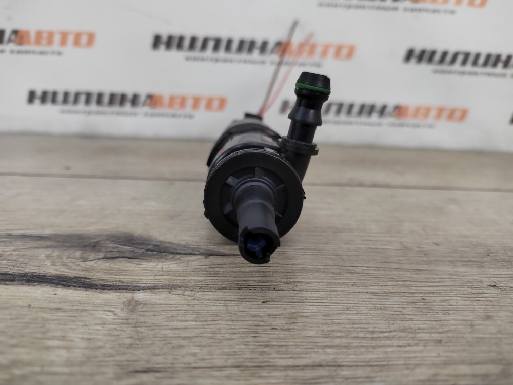 Насос омывателя фар, 1000 рублей, Москва