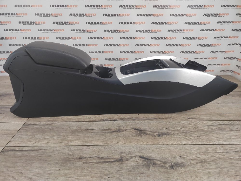 Консоль центральная, 4500 рублей, Москва