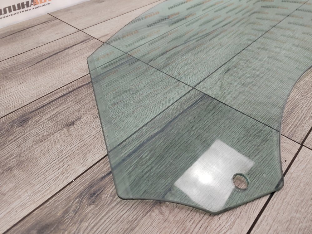 Стекло двери, 2000 рублей, Москва