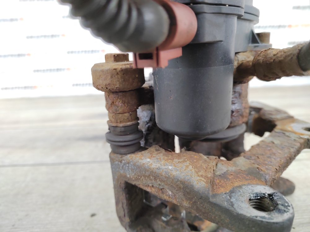 Суппорт тормозной, 6800 рублей, Москва