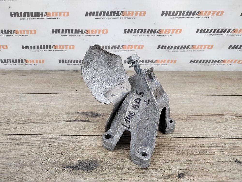 Кронштейн двигателя, 1000 рублей, Москва