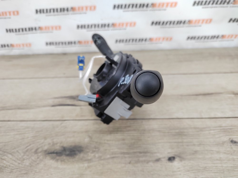 Подрулевой переключатель, 4500 рублей, Москва