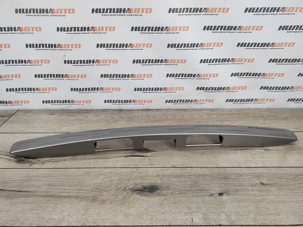 Накладка крышки багажника, 1200 рублей, Москва