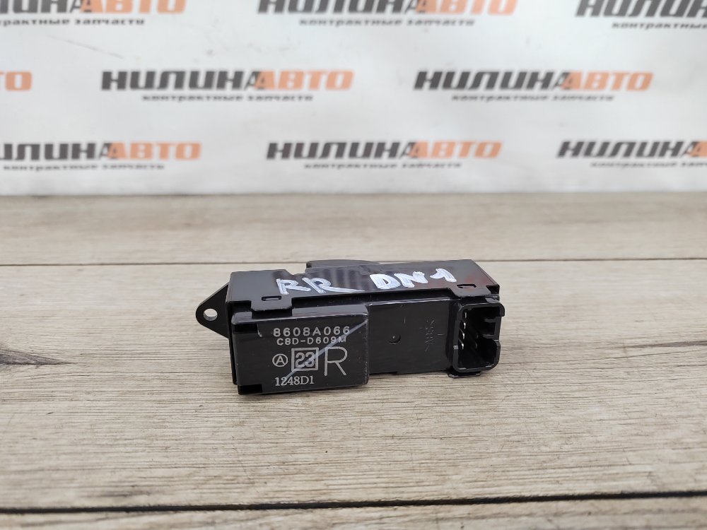 Кнопка стеклоподъемника, 400 рублей, Москва