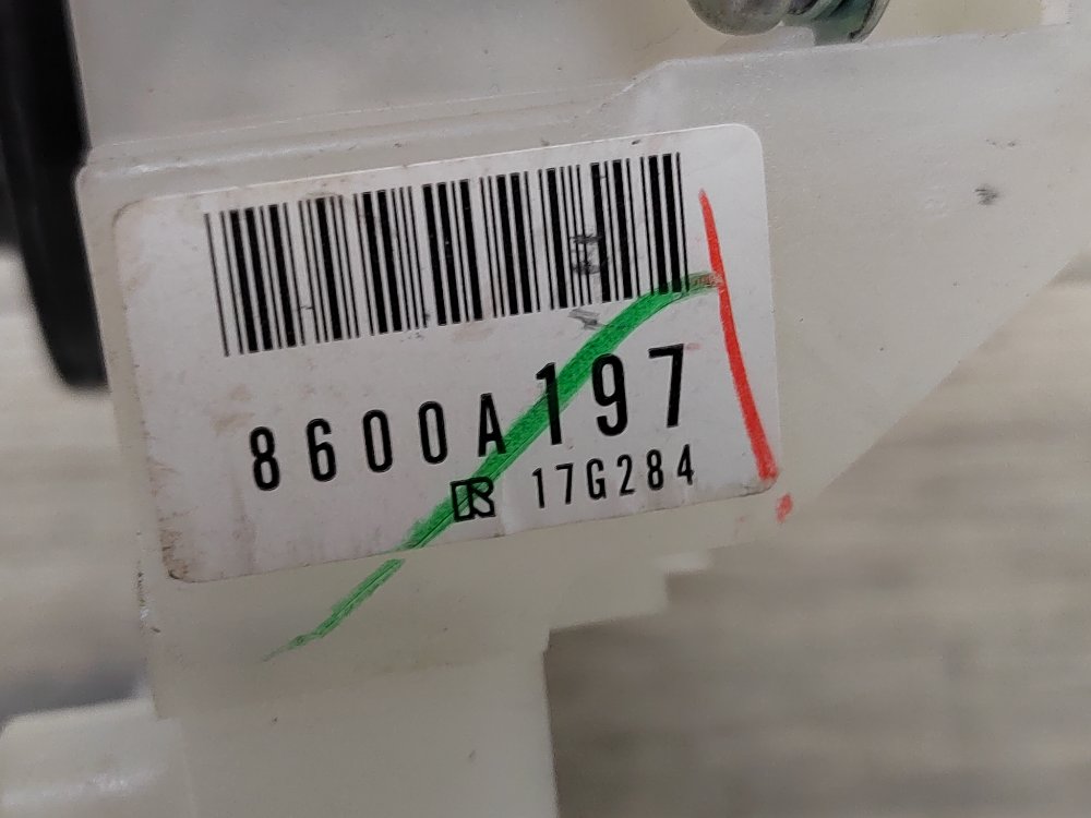 Кронштейн, 400 рублей, Москва