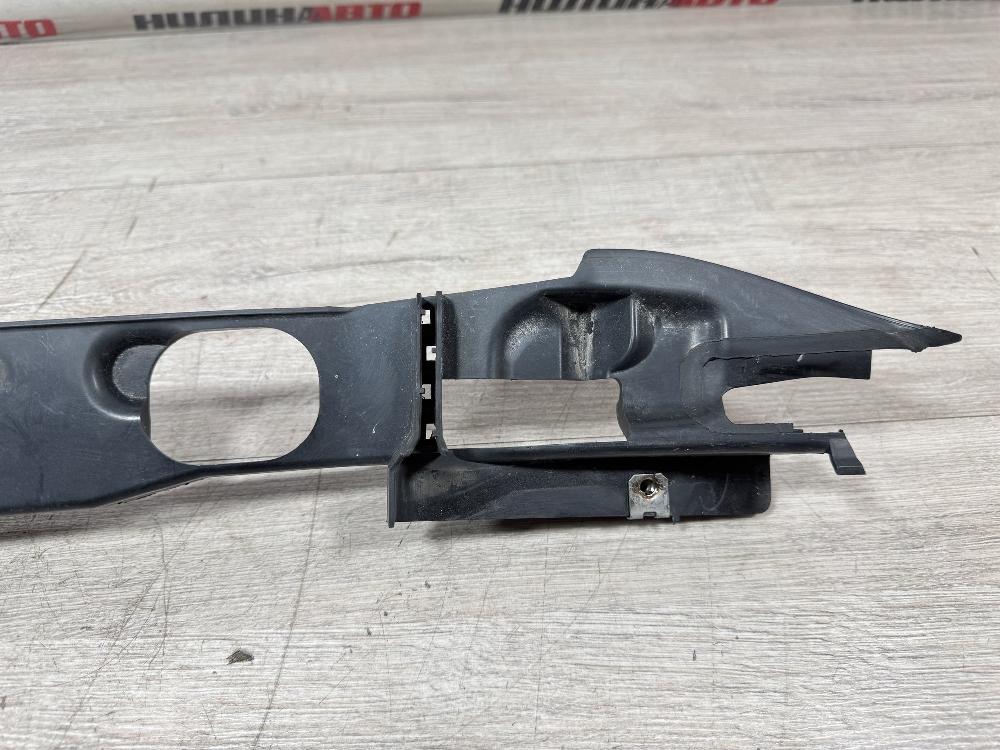 Накладка крыла, 500 рублей, Севастополь