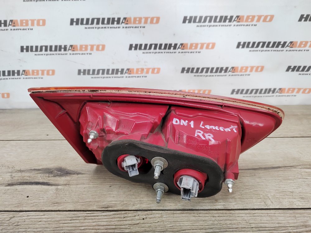 Фонарь в крышку багажника, 1000 рублей, Москва