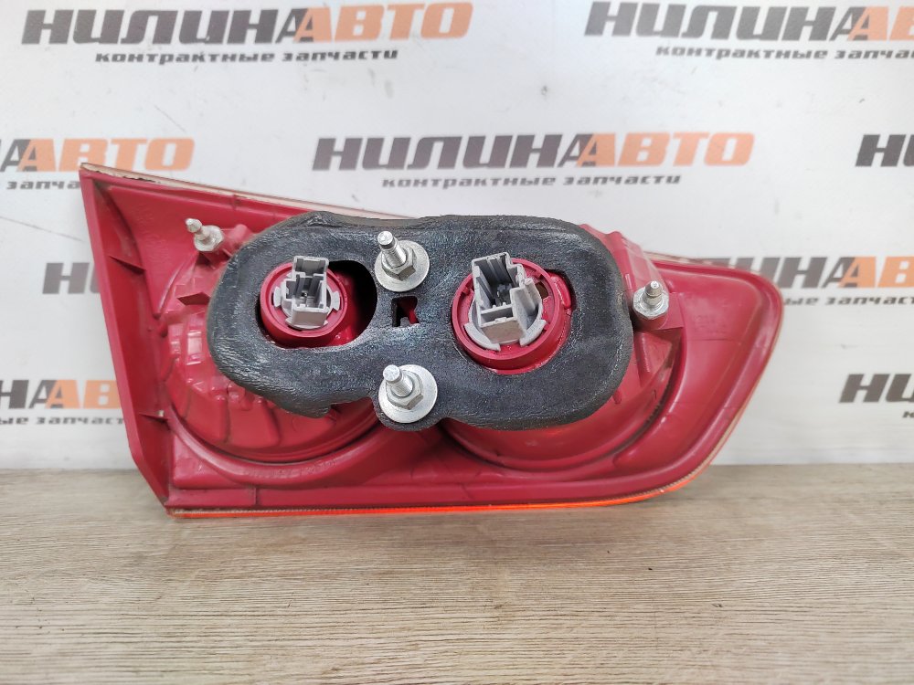 Фонарь в крышку багажника, 1000 рублей, Москва