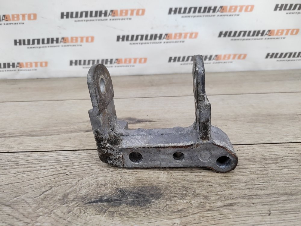 Кронштейн опоры двигателя, 400 рублей, Москва