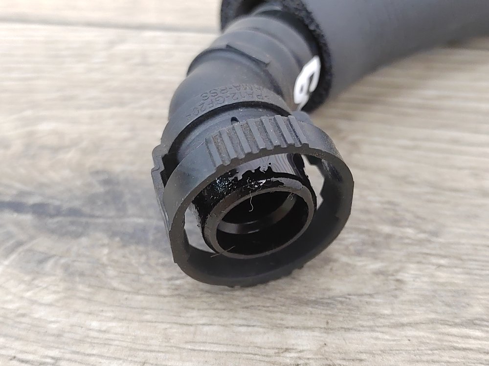 Трубка картерных газов, 500 рублей, Москва