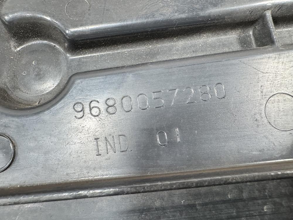 Дефлектор радиатора, 500 рублей, Севастополь