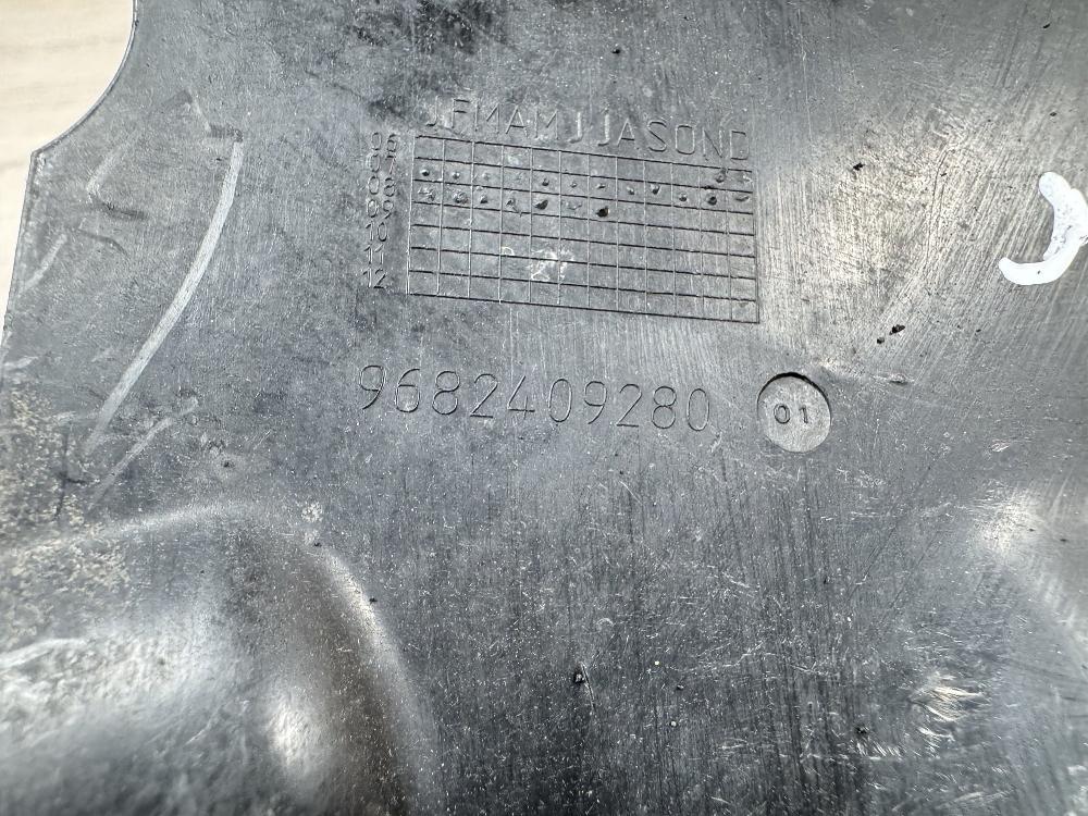 Пыльник двигателя, 500 рублей, Севастополь