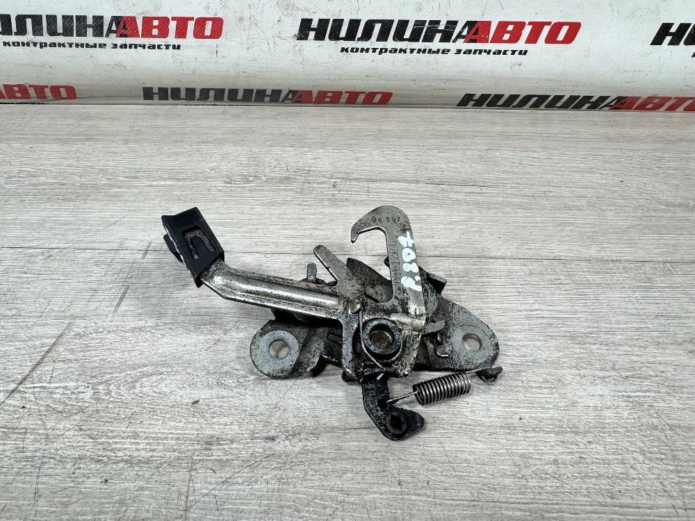 Замок капота, 1000 рублей, Севастополь