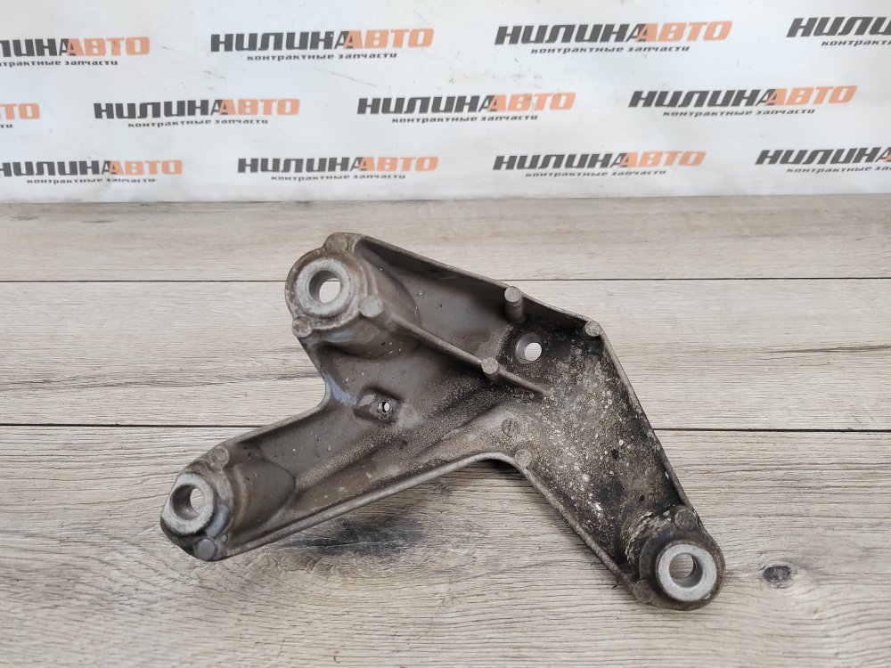 Кронштейн двигателя, 900 рублей, Москва